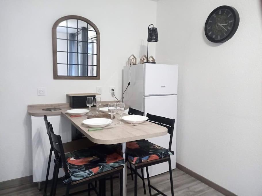 Joli Appartement T2 Tres Bien Situe, Parking Couvert Lourdes Dış mekan fotoğraf
